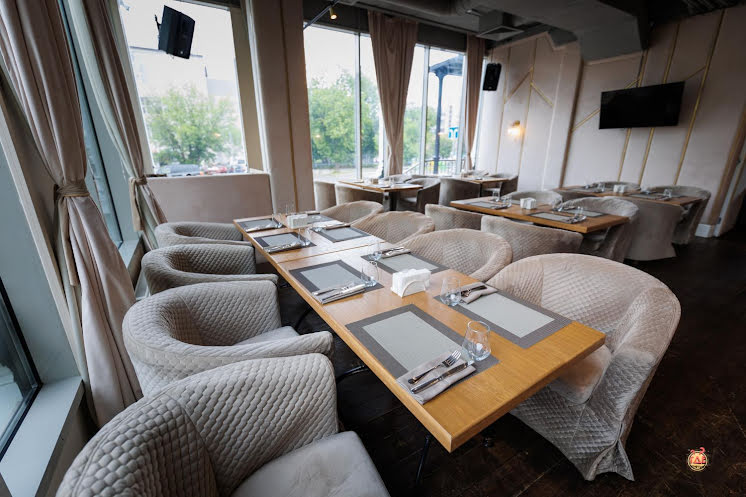 Малый караоке зал в «Сытый лось на Большой Семёновской» фотография №10