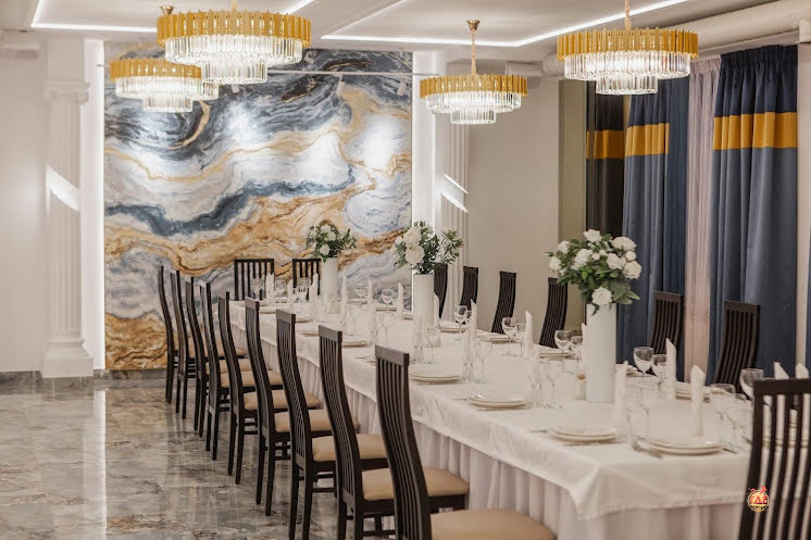 Зал "Зеркальный" в «Banquet на Менделеева» фотография №1