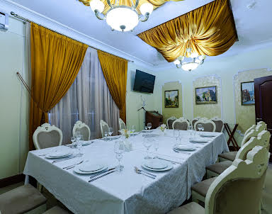  ресторан Венеция на ул. 40 лет Октября