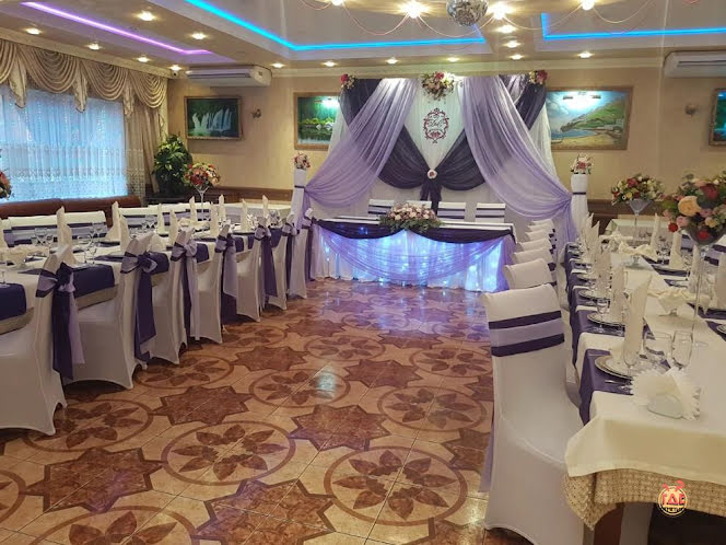 Большой зал в «Лебединое озеро» фотография №8