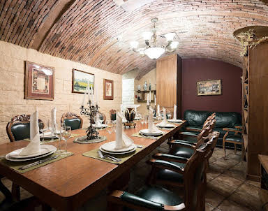  ресторан Россичъ