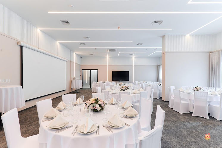 Банкетный зал в «AZIMUT Сити Отель Тюмень» фотография №9