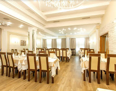  ресторан Октябрьская