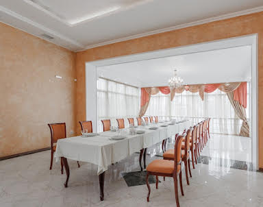 Новый год в Ассамблея