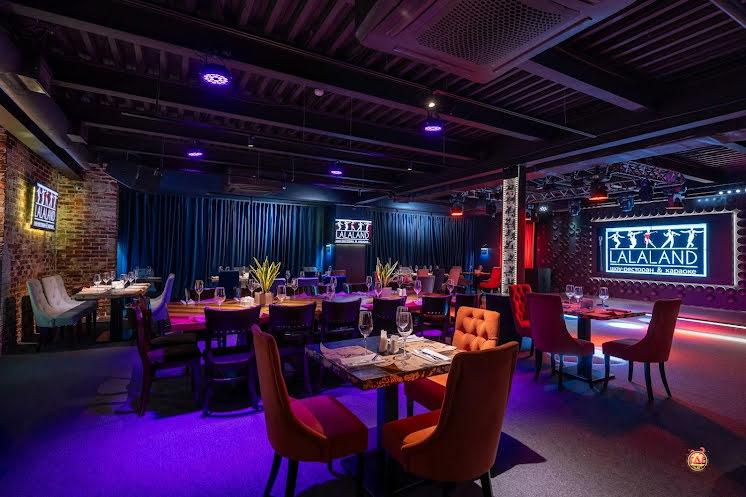 Основной зал  в «Наблюдатель» фотография №4