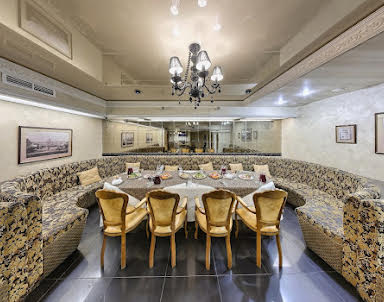  ресторан Абсолютъ