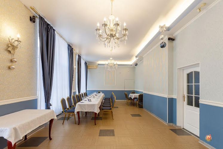 Средний зал  в «Триумф» фотография №6