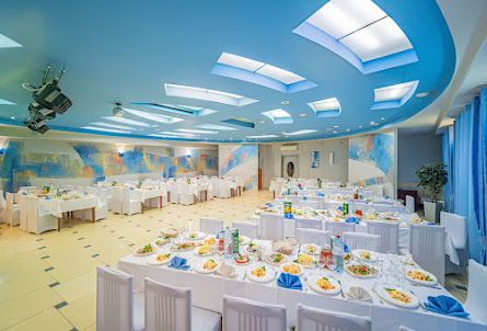 Основной зал в Основной зал