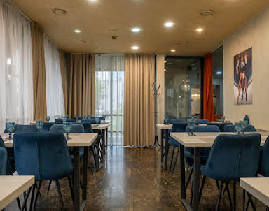  ресторан Курица или Рыба