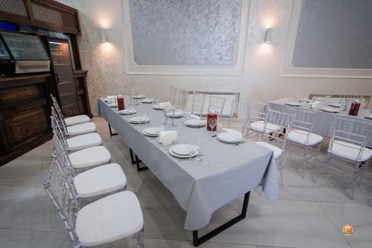 Зал ресторана  в «Зеленая роща» фотография №14