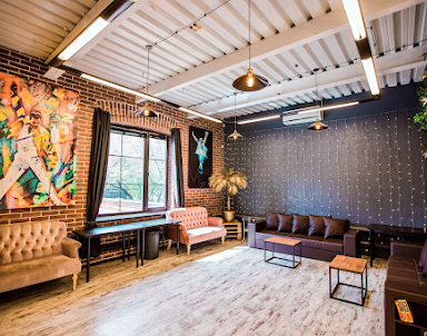  ресторан КомоД и Амулет