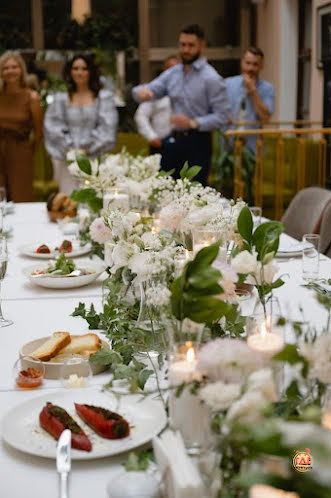 Банкетный зал в «12 Grand Cafe» фотография №15