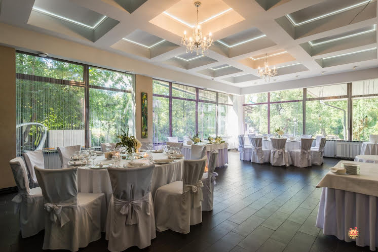 Малый зал в «Времена года в Парке Горького» фотография №12