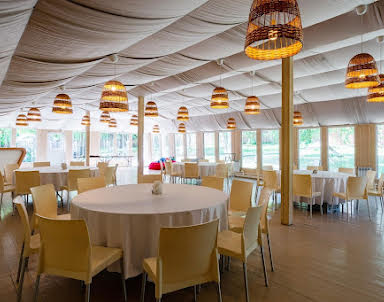  ресторан Apple Hill