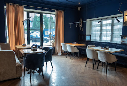 Каминный зал  в Кухонный зал 