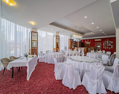  ресторан ‎Маркштадт