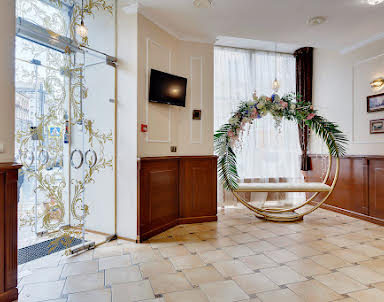  ресторан Amulet на Восстания