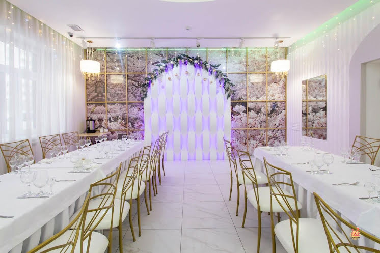 Средний зал в «Астория» фотография №10