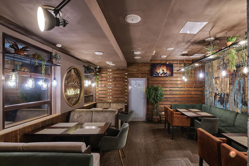 Корова на бочке на 70 лет Октября фотография №1