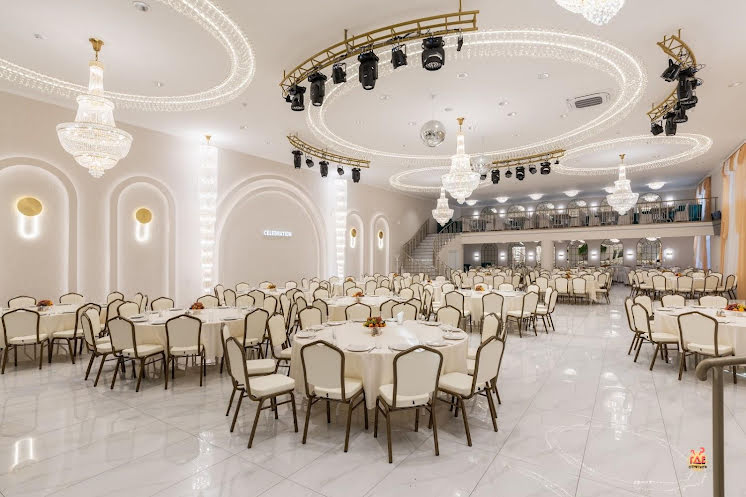 Зал ресторана в «Shalet» фотография №7