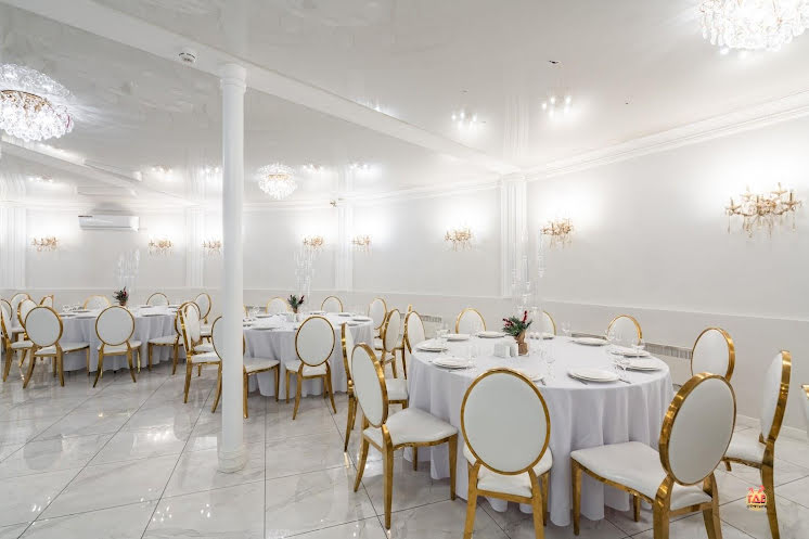 Большой зал в «БониМариЯ» фотография №12