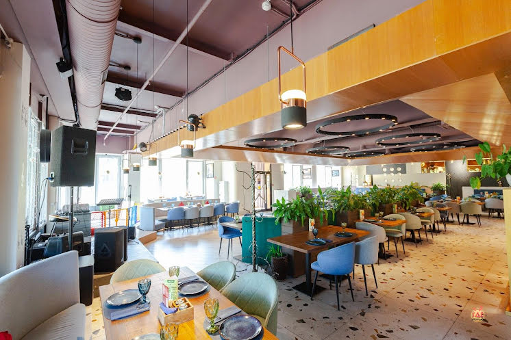 Основной зал  в «Шато Манави на Профсоюзной» фотография №2