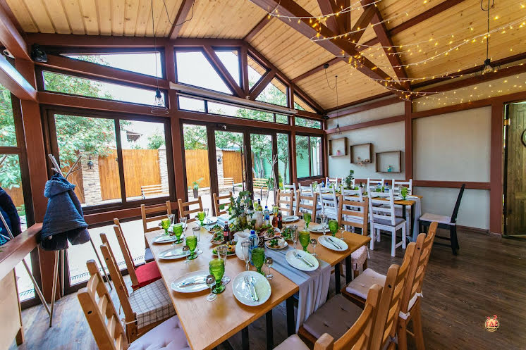 Летняя веранда в «Шале» фотография №2