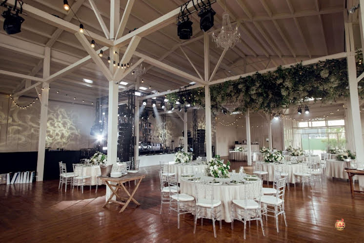 Павильон у воды в «Soho Country Club» фотография №15