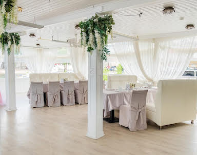  ресторан Белуга на Волге