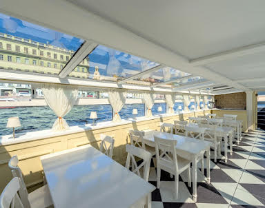  ресторан Теплоход "Грация"