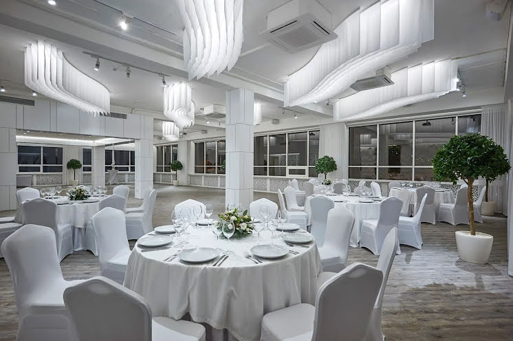 Большой зал в «White Hall» фотография №1