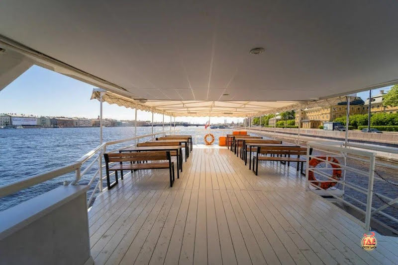 Теплоход "Мираж" фотография №4