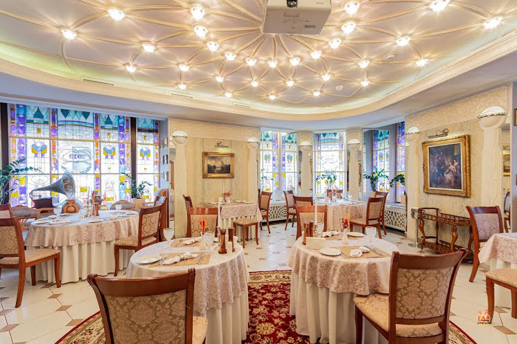 ВИТРАЖНЫЙ ЗАЛ в «1913 год» фотография №14