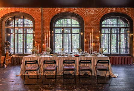 Темный зал в Зона барбекю 