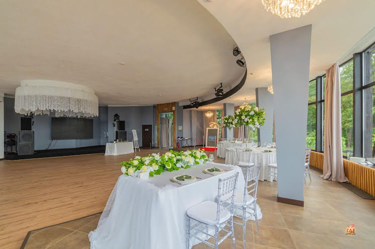 Основной зал в «Панорама в Репино» фотография №1