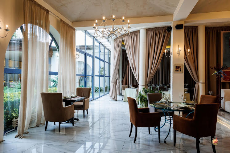 Каминный зал в «Bellagio» фотография №3