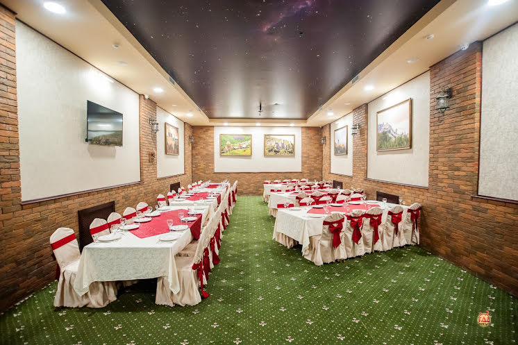 Зал на 70 чел. в «Старый замок» фотография №5