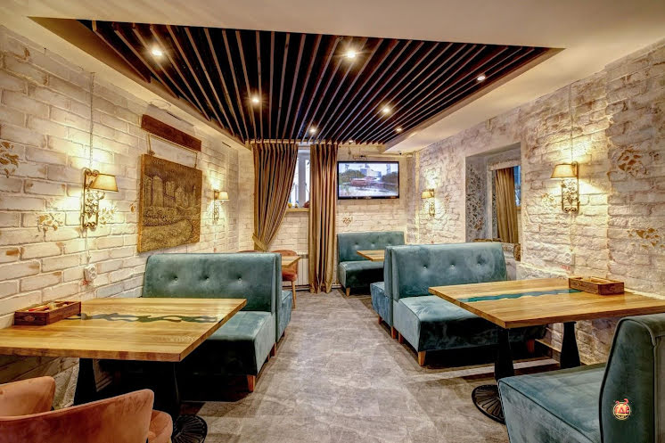 Основной зал  в «Хинкали Хаус» фотография №8