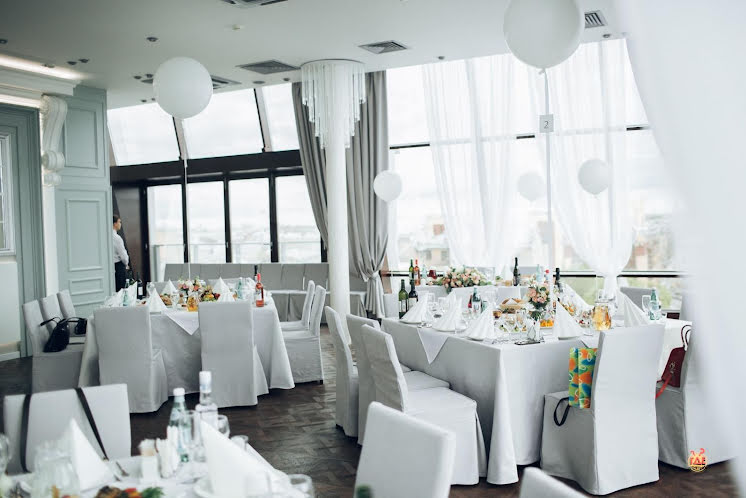 Основной зал в «Altezza» фотография №7