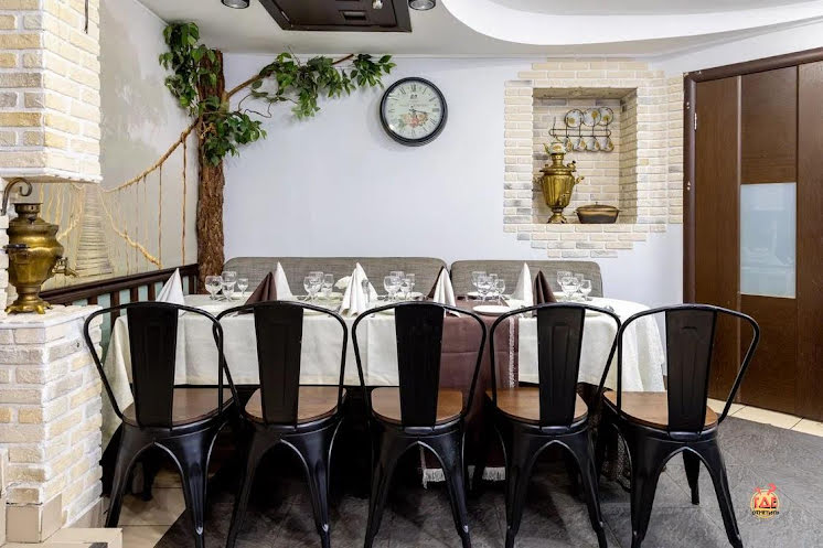 Основной зал в «Ясень» фотография №7