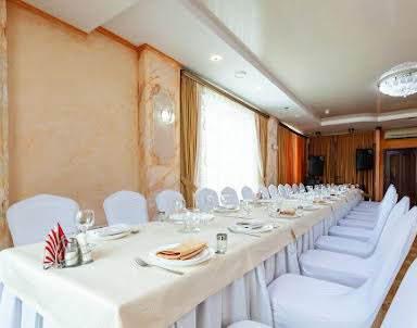  ресторан Золотой дворик