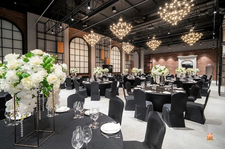 Основной зал в «1710» фотография №3