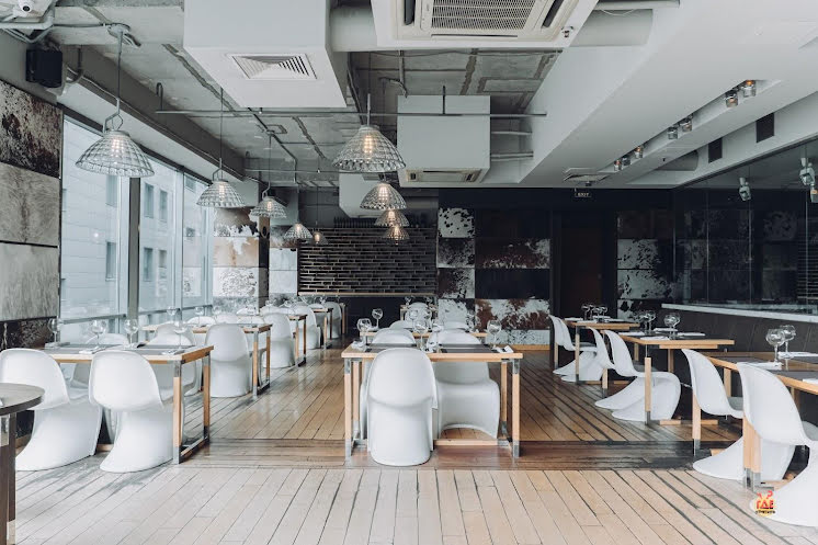 Зал "Большой" в «KorovaBar» фотография №3