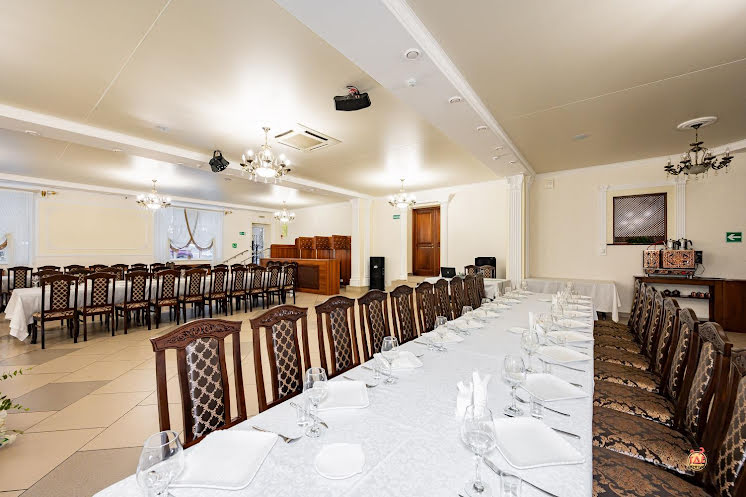 Большой банкетный зал в «Междуречье» фотография №2