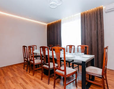 Выпускной в Red House