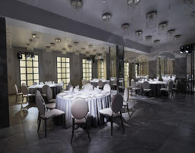  ресторан La Riva Hall
