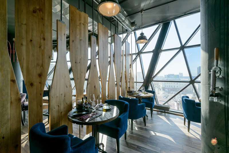 Гриль и бутыль фотография №9