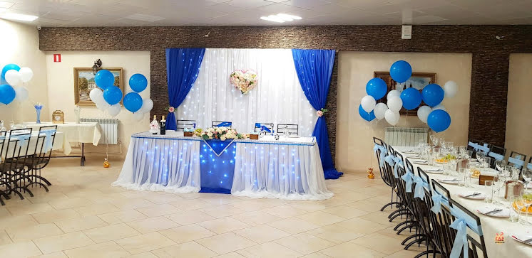 Основной зал  в «У Амира» фотография №8