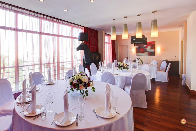 Номер Люкс Cherman в «MEAT&MORE» фотография №7