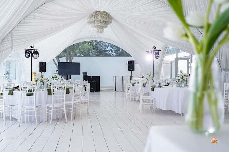 Шатёр White Podium в «Pirogovo-event» фотография №16